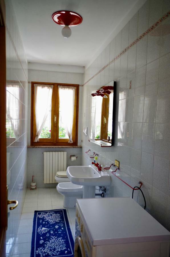Casa Emilia Vila Riva di Solto Exterior foto